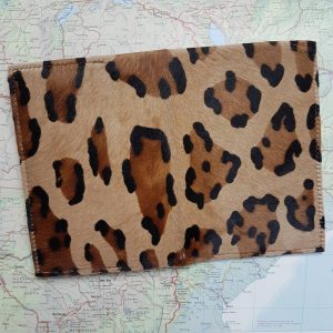 Protège passeport cuir pony hair léopard – Image 6
