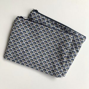 Pochette trousse nippée en coton imprimé motif papyrus bleu