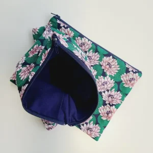 doublure de la pochette en bleu
