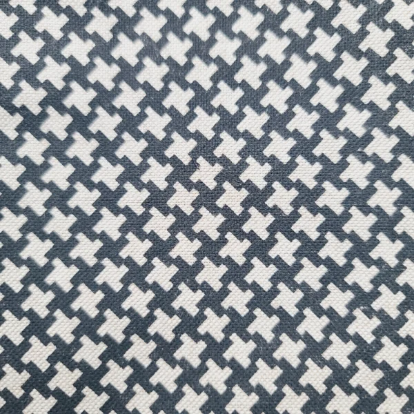 Détail du tissu pied de poule de la pochette